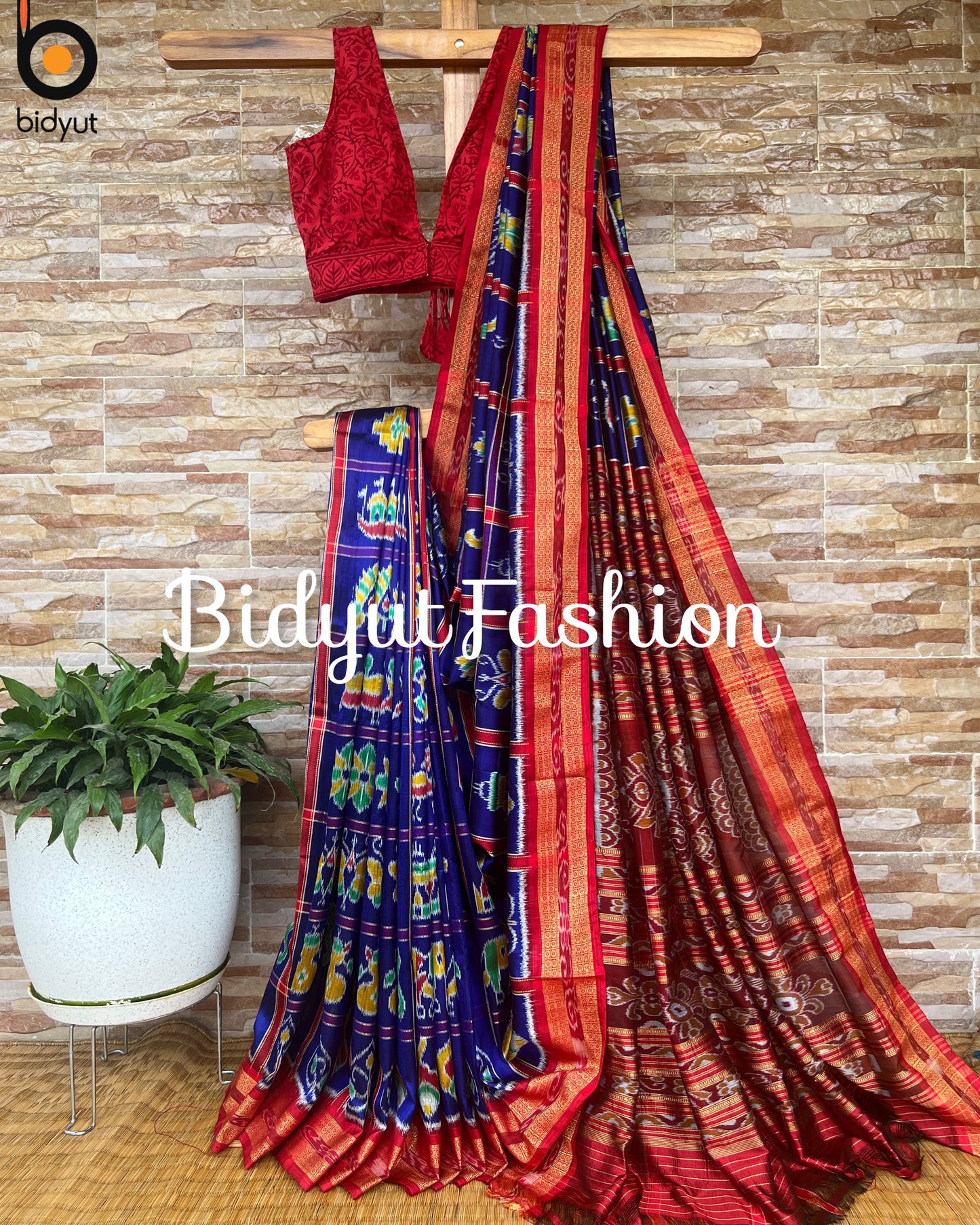 Odisha handloom Blue color Nabakothi Khandua Ikat Silk Saree - Bidyut Fashion