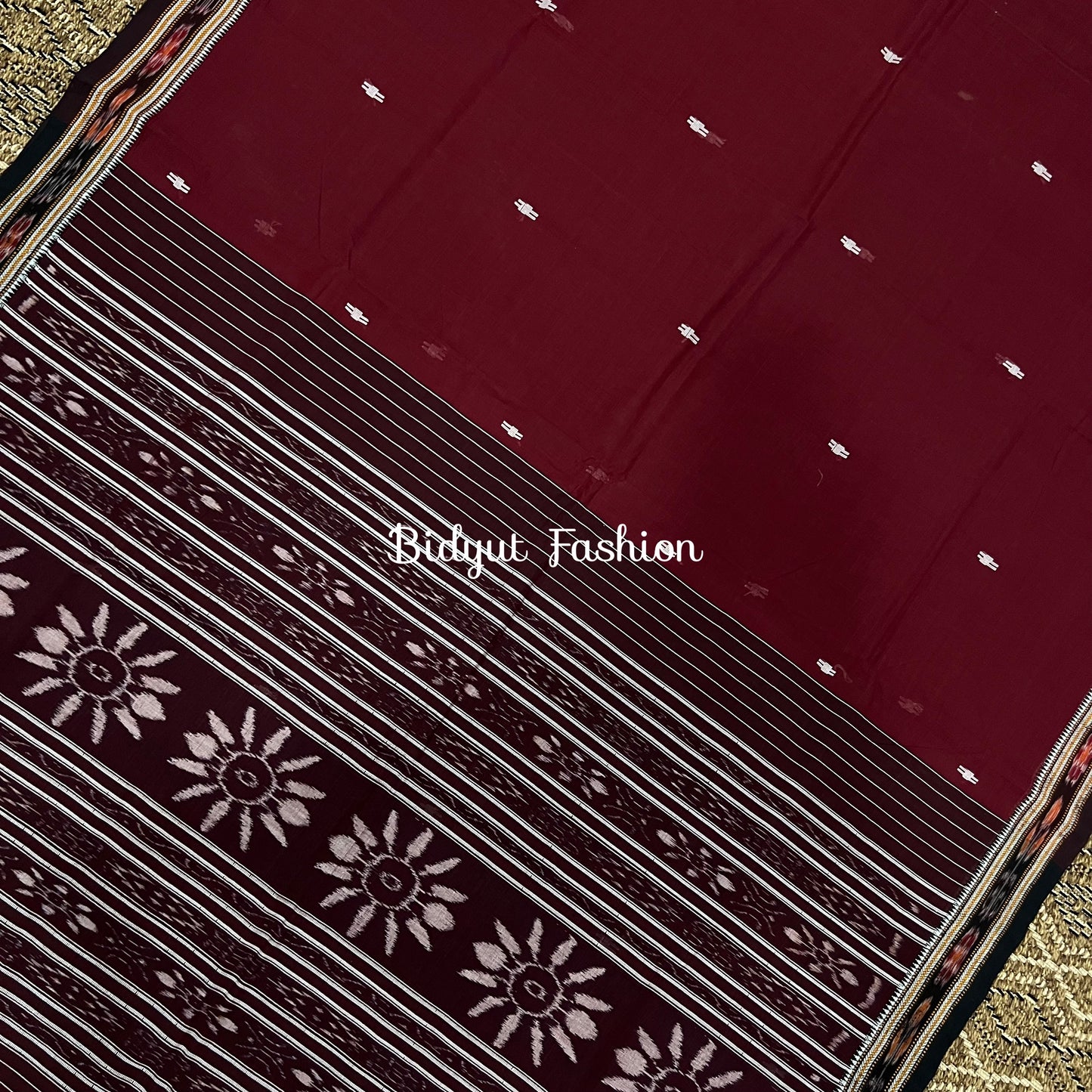 Exquisite Odisha Handloom Maroon color Suta Luga Ikat Cotton Saree - Unveiling the Artistry of Traditional Weaving - Bidyut Fashion