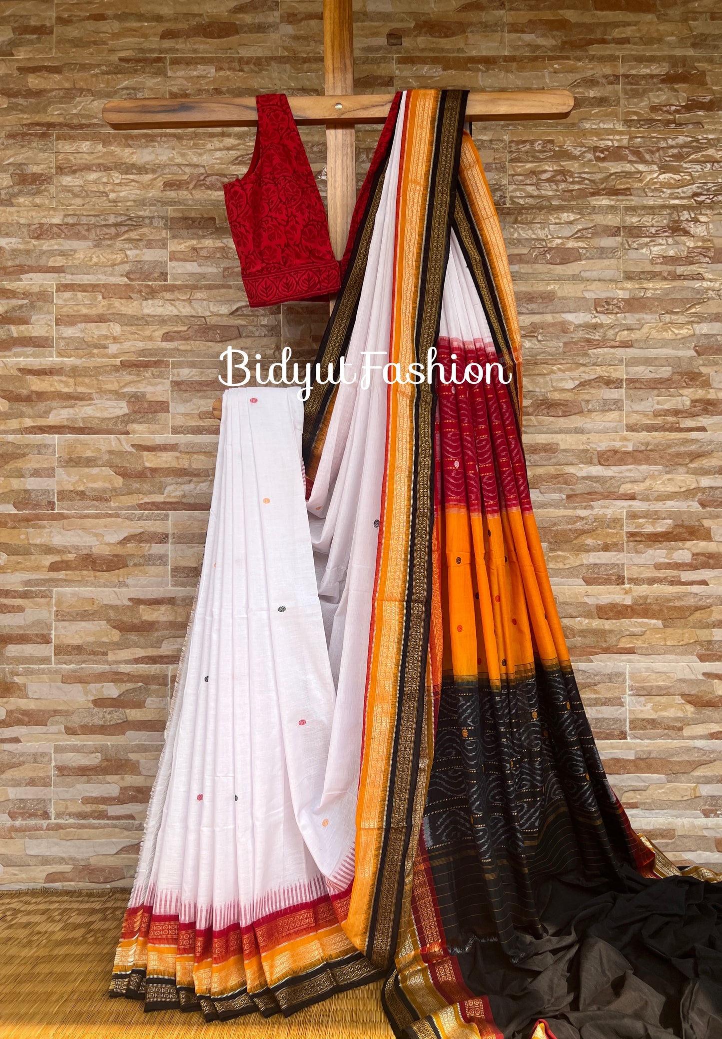 Odisha handloom Kathiphera Sambalpuri Ikat Cotton Saree