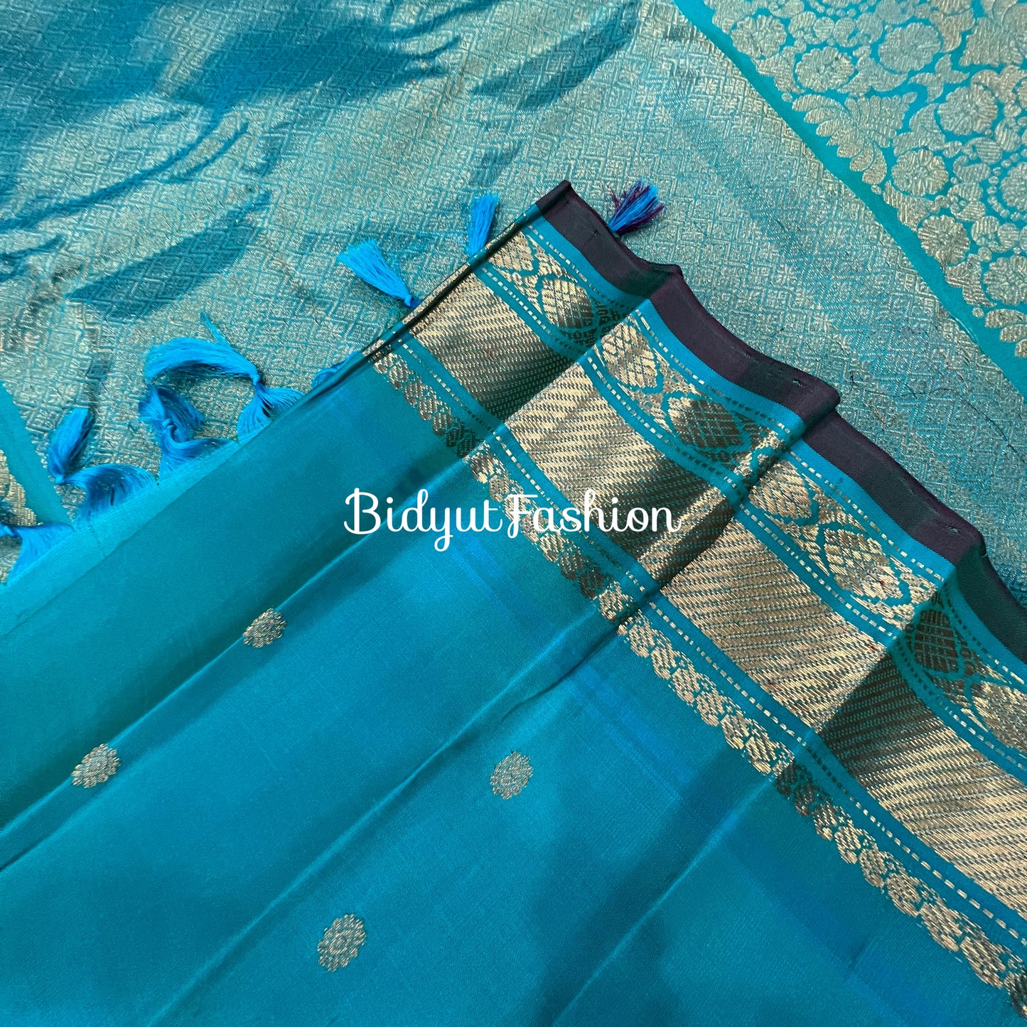 Gadwal handloom Pure Silk Saree - Bidyut Fashion